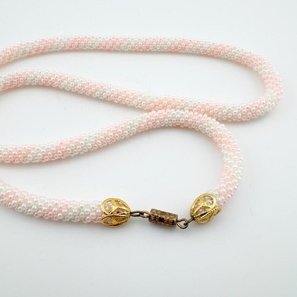 Vintage Pink White Beaded Rope‎ Necklace Gold Tone Filigree Clasp Handmade